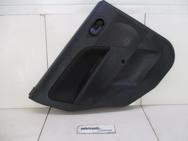 REVESTIM. PUERTA OEM N. 17703 PANNELLO INTERNO PORTA POSTERIORE PIEZAS DE COCHES USADOS FORD FIESTA JH JD MK5 R (01/2006 - 2008) BENZINA DESPLAZAMIENTO 12 ANOS 2006