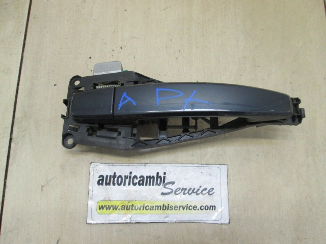 MANIJA DE LA PUERTA DELANTERA DERECHA OEM N. 13255661 PIEZAS DE COCHES USADOS OPEL CORSA D (2006 - 2011) BENZINA DESPLAZAMIENTO 12 ANOS 2010