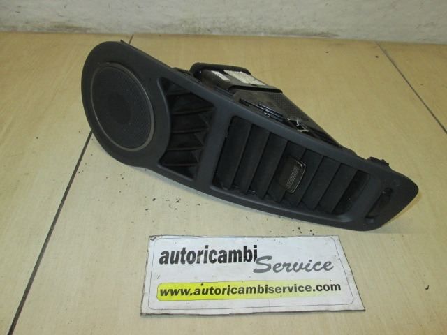 SALIDA DE AIRE OEM N. 974602K000 PIEZAS DE COCHES USADOS KIA SOUL (2008 - 2014) DIESEL DESPLAZAMIENTO 16 ANOS 2010