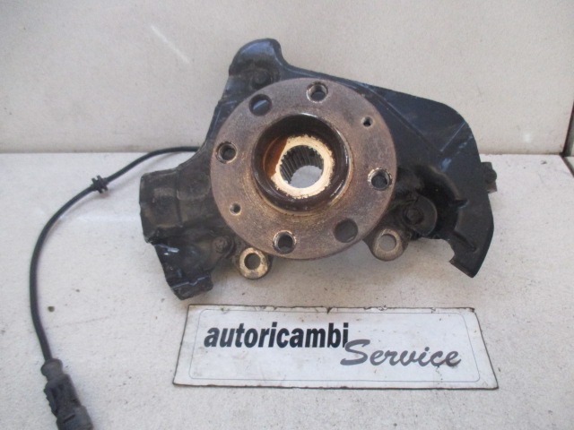 SOPORTE GIRATORIO DERECHO / CUBO DE RUEDA CON APOYO, DELANTERO OEM N. 51881463 PIEZAS DE COCHES USADOS FIAT GRANDE PUNTO 199 (2005 - 2012) DIESEL DESPLAZAMIENTO 13 ANOS 2009