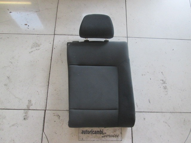 RESPALDO DEL ASIENTO TRASERO OEM N. 17945 SCHIENALE SDOPPIATO POSTERIORE TESSUTO PIEZAS DE COCHES USADOS OPEL VECTRA BER/SW (2002 - 2006) DIESEL DESPLAZAMIENTO 19 ANOS 2004