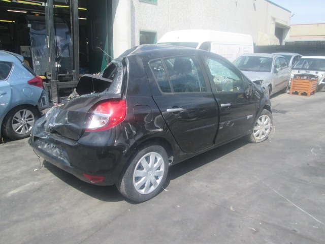 RENAULT OEM N.  PIEZAS DE COCHES USADOS RENAULT CLIO (05/2009 - 2013)  DESPLAZAMIENTO 12 BENZINA/GPL ANOS 2010