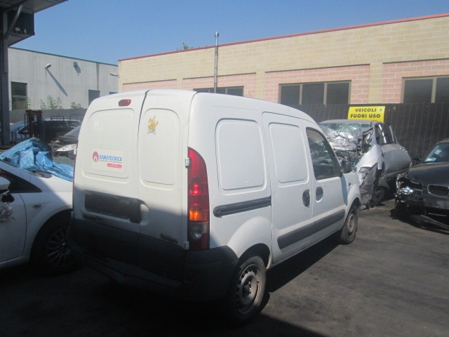 RENAULT OEM N.  PIEZAS DE COCHES USADOS RENAULT KANGOO (2003-2008)  DESPLAZAMIENTO 15 DIESEL ANOS 2005