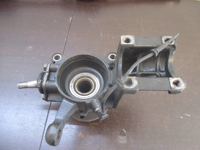 SOPORTE GIRATORIO DERECHO / CUBO DE RUEDA CON APOYO, DELANTERO OEM N. 364783 330783 PIEZAS DE COCHES USADOS CITROEN JUMPER (1994 - 2006) DIESEL DESPLAZAMIENTO 22 ANOS 2005