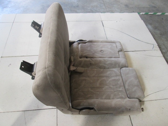 ASIENTO TRASERA OEM N. 14859 SEDILE SDOPPIATO POSTERIORE TESSUTO PIEZAS DE COCHES USADOS ISUZU TROOPER 3000 (2001 - 2003) DIESEL DESPLAZAMIENTO 30 ANOS 2001