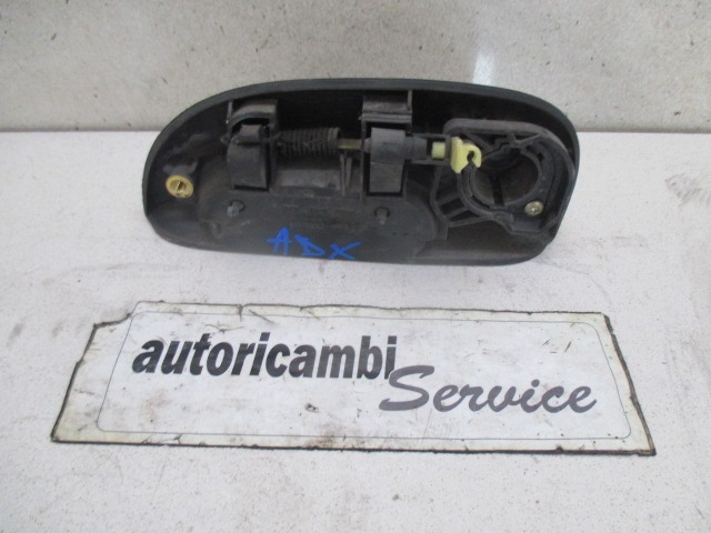 MANIJA DE LA PUERTA DELANTERA DERECHA OEM N. 770354479 PIEZAS DE COCHES USADOS RENAULT KANGOO (2003-2008) DIESEL DESPLAZAMIENTO 15 ANOS 2005