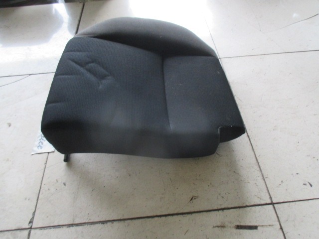 ASIENTO DEL ASIENTO TRASERO OEM N. 18936 SEDUTA SDOPPIATA POSTERIORE TESSUTO PIEZAS DE COCHES USADOS FORD FOCUS BER/SW (2005 - 2008) DIESEL DESPLAZAMIENTO 18 ANOS 2007