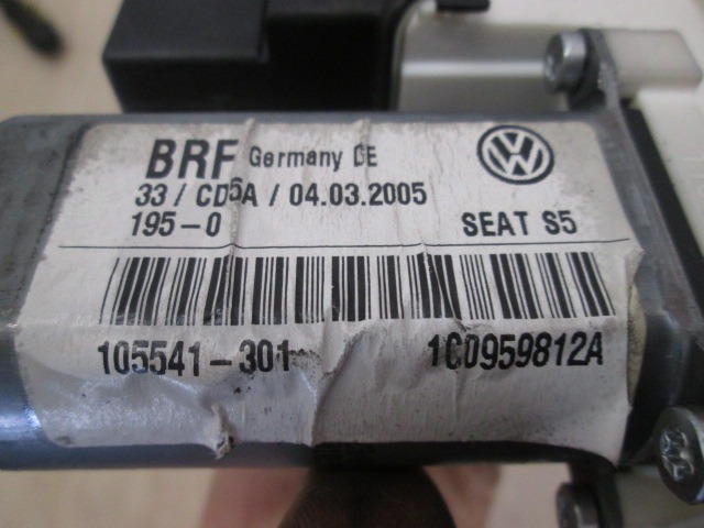 MOTOR DE LA VENTANA DE LA PUERTA TRASERA OEM N. 1C0959812A PIEZAS DE COCHES USADOS SEAT LEON (2000 - 2005)DIESEL DESPLAZAMIENTO 19 ANOS 2005