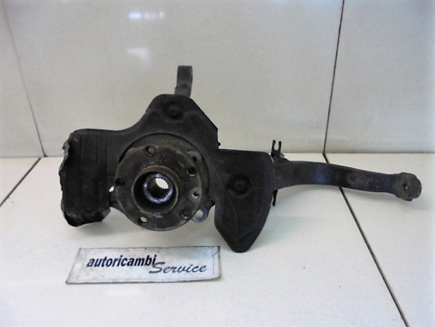 SOPORTE GIRATORIO DERECHO / CUBO DE RUEDA CON APOYO, DELANTERO OEM N. 60563372 PIEZAS DE COCHES USADOS ALFA ROMEO 156 932 BER/SW (2000 - 2003) DIESEL DESPLAZAMIENTO 19 ANOS 2002