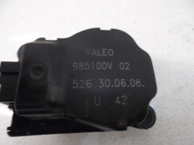 JUEGO PZAS P PALANCA AJUST.DE ACONDICION OEM N. 985100V PIEZAS DE COCHES USADOS FIAT CROMA (11-2007 - 2010) DIESEL DESPLAZAMIENTO 19 ANOS 2009