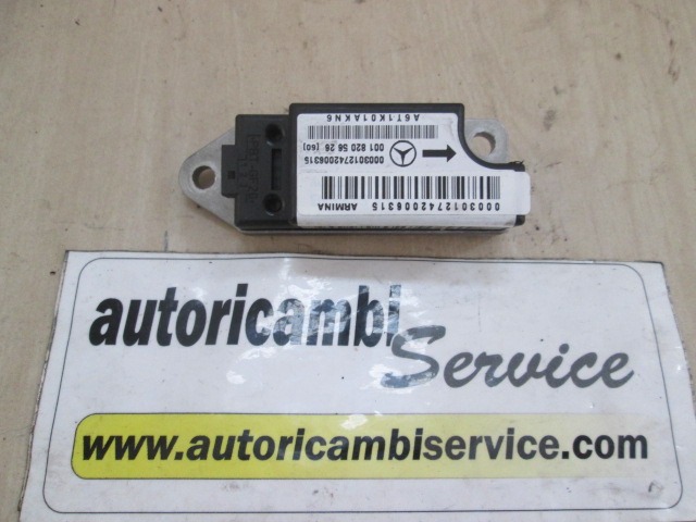 SENSOR AIRBAG OEM N. 18205626 PIEZAS DE COCHES USADOS MERCEDES CLASSE E W210 BER/SW (1995 - 2003) DIESEL DESPLAZAMIENTO 27 ANOS 2001