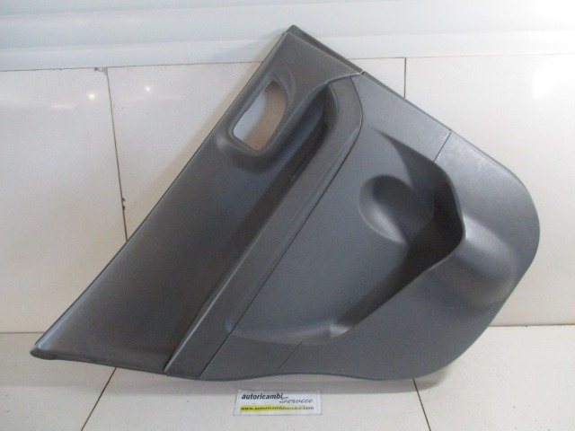 REVESTIM. PUERTA OEM N. 16282 PANNELLO INTERNO PORTA POSTERIORE PIEZAS DE COCHES USADOS HYUNDAI SANTA FE (2000 - 2006) DIESEL DESPLAZAMIENTO 20 ANOS 2002