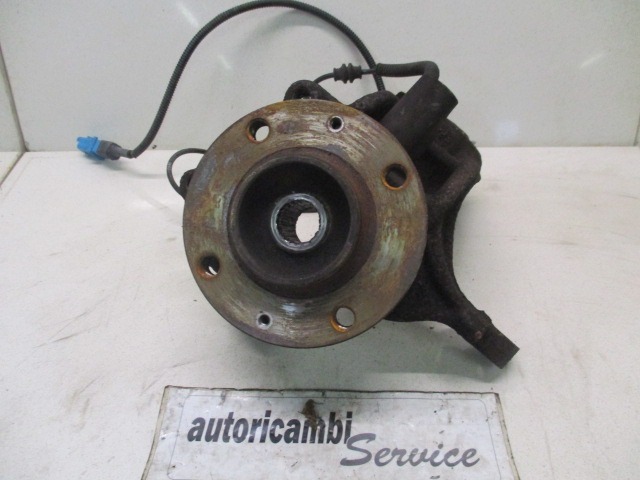 SOPORTE GIRATORIO IZQUIERDO / CUBO DE RUEDA CON APOYO, DELANTERO OEM N. 1607557480 PIEZAS DE COCHES USADOS CITROEN C3 / PLURIEL (2002 - 09/2005) DIESEL DESPLAZAMIENTO 14 ANOS 2002