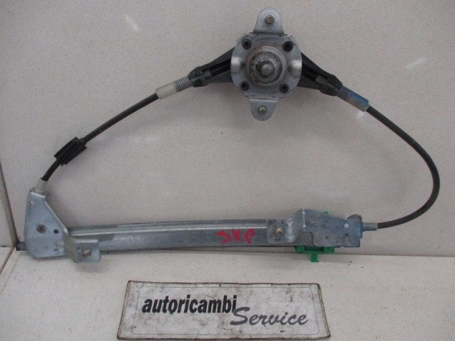 SISTEMA DE ELEVACI?N MANUAL DE LA VENTANA TRASERA OEM N. 46536308 PIEZAS DE COCHES USADOS FIAT PUNTO 188 188AX MK2 (1999 - 2003) BENZINA DESPLAZAMIENTO 12 ANOS 2000