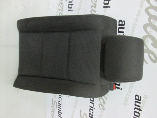 RESPALDO DEL ASIENTO TRASERO OEM N. 18412 SCHIENALE SDOPPIATO POSTERIORE TESSUTO PIEZAS DE COCHES USADOS AUDI A4 8EC 8ED 8HE B7 BER/SW/CABRIO (2004 - 2007) DIESEL DESPLAZAMIENTO 20 ANOS 2007