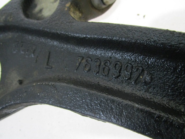 BRAZO TRANSVERSAL IZQUIERDA DELANTERO  OEM N. 7636997 PIEZAS DE COCHES USADOS FIAT 500 CINQUECENTO (1991 - 1998) BENZINA DESPLAZAMIENTO 9 ANOS 1998