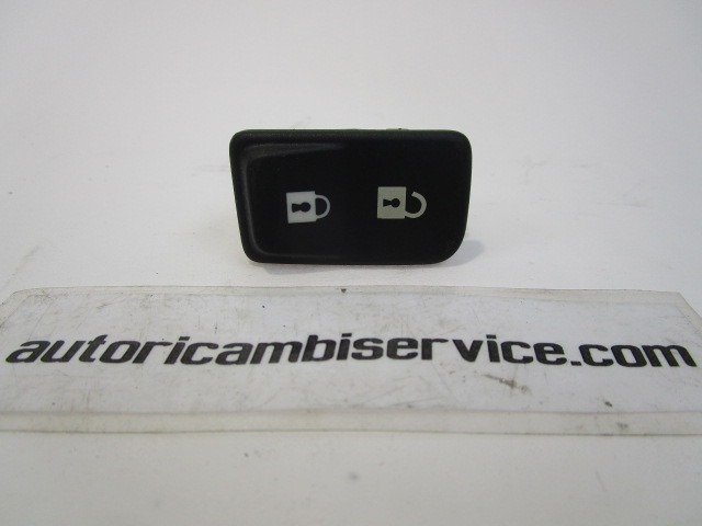 INTERRUPTORES DIVERSOS OEM N. 30773333 PIEZAS DE COCHES USADOS VOLVO V50 (DAL 06/2007) DIESEL DESPLAZAMIENTO 20 ANOS 2007