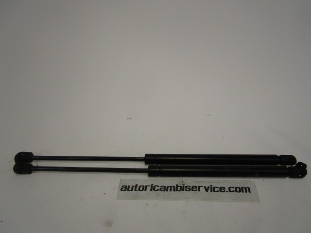 MUELLE D PRESI?N DEL GAS,TAPA PORTAMALET OEM N. 7774707 PIEZAS DE COCHES USADOS FIAT BRAVO 182 (1995 - 10/1998) DIESEL DESPLAZAMIENTO 19 ANOS 1997