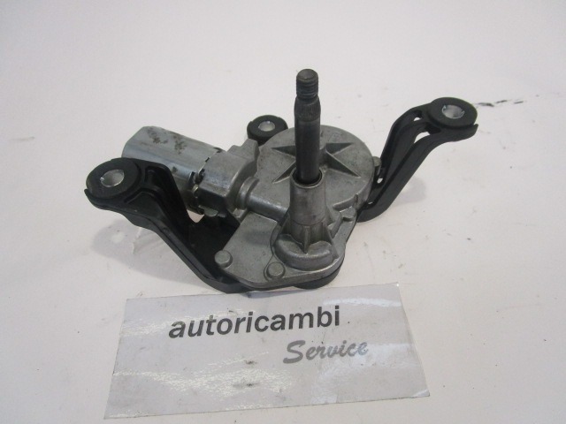 MOTOR DEL LIMPIAPARABRISAS TRASERO OEM N. 13166415 PIEZAS DE COCHES USADOS OPEL VECTRA BER/SW (2002 - 2006) DIESEL DESPLAZAMIENTO 19 ANOS 2005