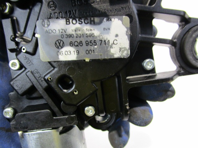 MOTOR DEL LIMPIAPARABRISAS TRASERO OEM N. 6Q6955711C PIEZAS DE COCHES USADOS VOLKSWAGEN POLO (2005 - 10/2009) DIESEL DESPLAZAMIENTO 14 ANOS 2006