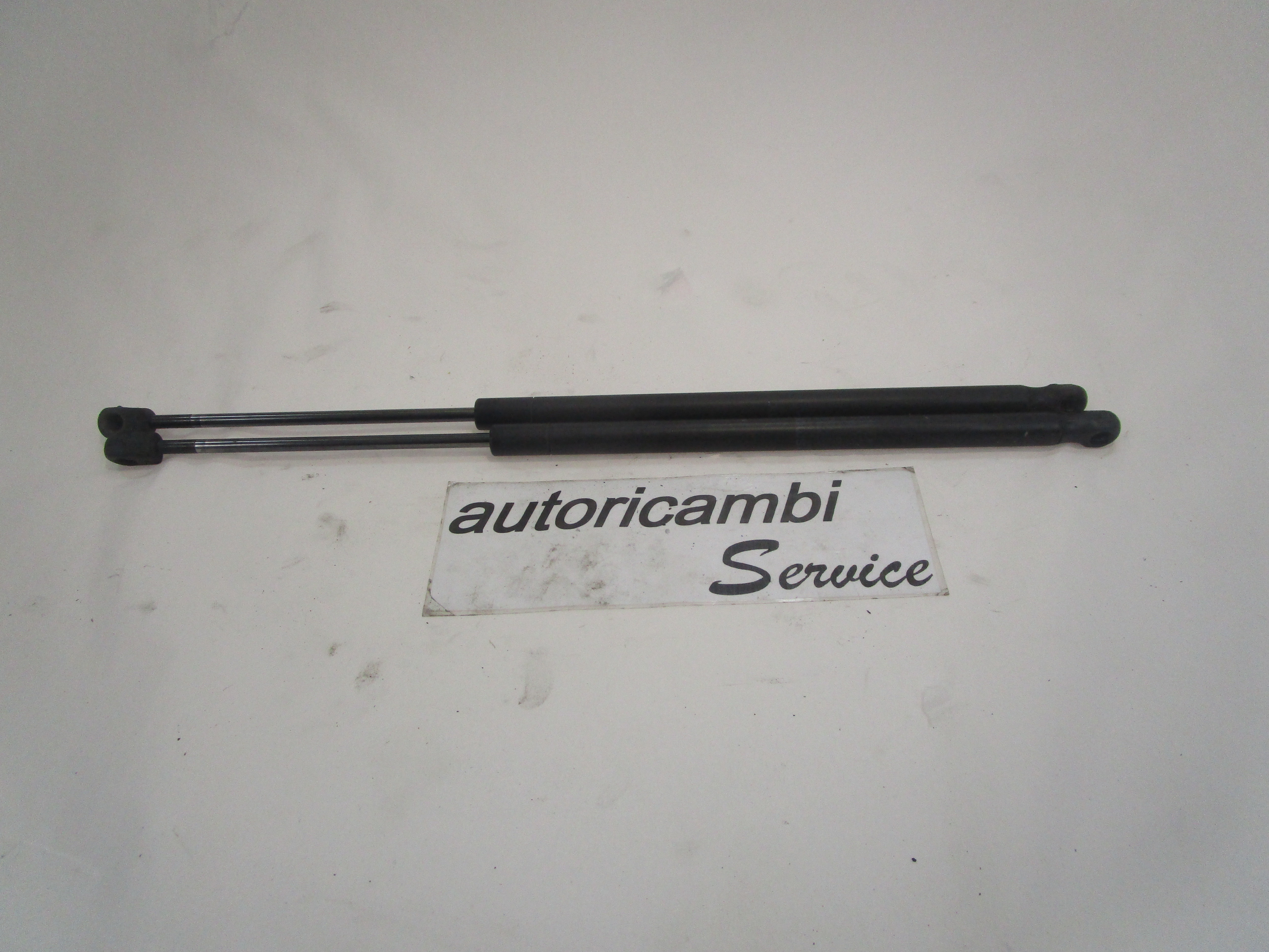 MUELLE D PRESI?N DEL GAS,TAPA PORTAMALET OEM N. MR959245 A4547400145 PIEZAS DE COCHES USADOS SMART FORFOUR (2004 - 2006) DIESEL DESPLAZAMIENTO 15 ANOS 2005