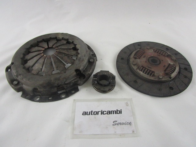 EMBRAGUE OEM N. 71752446 PIEZAS DE COCHES USADOS LANCIA Y (2000 - 2003) BENZINA DESPLAZAMIENTO 12 ANOS 2001