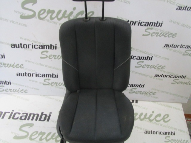 ASIENTO DELANTERO DERECHO OEM N. 17734 SEDILE ANTERIORE DESTRO TESSUTO PIEZAS DE COCHES USADOS RENAULT MEGANE BER/GRANDTOUR  (10/2002 - 02/2006) DIESEL DESPLAZAMIENTO 19 ANOS 2005