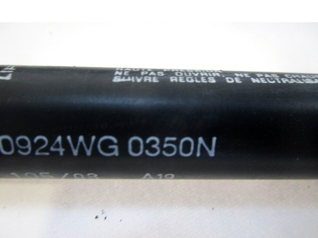 MUELLE D PRESI?N DEL GAS,TAPA PORTAMALET OEM N. 51778432 PIEZAS DE COCHES USADOS FIAT GRANDE PUNTO 199 (2005 - 2012) DIESEL DESPLAZAMIENTO 13 ANOS 2008