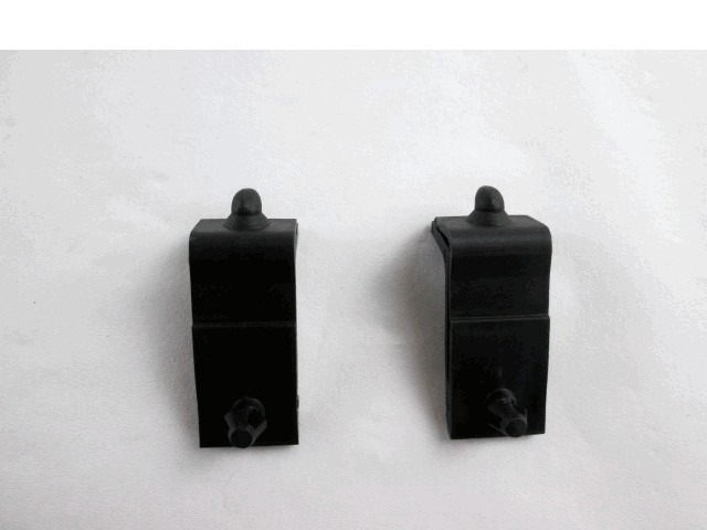 BISAGRA DE CAPO FRONTAL OEM N. 50294 PIEZAS DE COCHES USADOS FIAT 127 (1971 - 1987)BENZINA DESPLAZAMIENTO 9 ANOS 1971