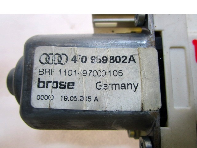 MOTOR DE LA VENTANA DE LA PUERTA TRASERA OEM N. 4F0959802A PIEZAS DE COCHES USADOS AUDI A6 C6 4F2 4FH 4F5 BER/SW/ALLROAD (07/2004 - 10/2008) DIESEL DESPLAZAMIENTO 30 ANOS 2005