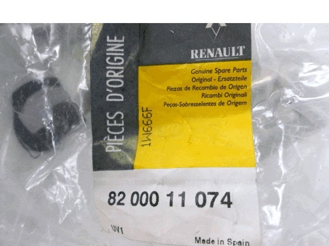 BISAGRA DE CAPO FRONTAL OEM N. 8200011074 PIEZAS DE COCHES USADOS RENAULT MEGANE BER/GRANDTOUR  (10/2002 - 02/2006) DIESEL DESPLAZAMIENTO 15 ANOS 2002