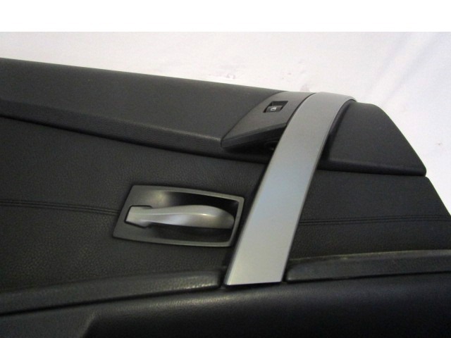 REVESTIM. PUERTA OEM N. 17292 PANNELLO INTERNO PORTA POSTERIORE PIEZAS DE COCHES USADOS BMW SERIE 5 E60 E61 (2003 - 2010) DIESEL DESPLAZAMIENTO 30 ANOS 2004