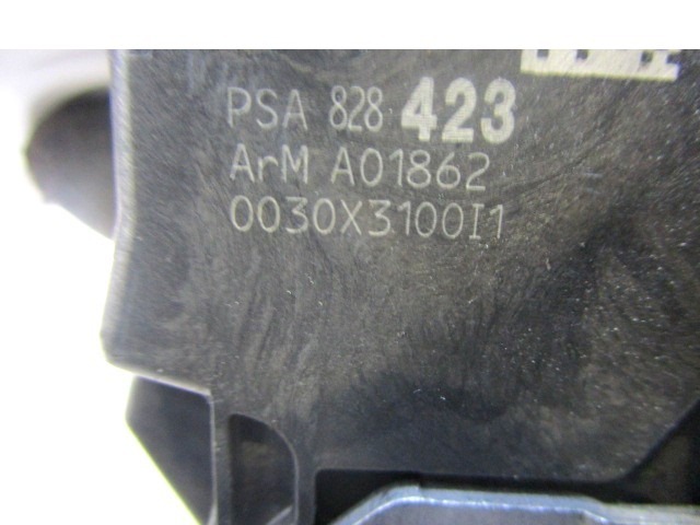 CIERRE CENTRAL TRASERO DERECHO DE LA PUERTA OEM N. 9137N8 PIEZAS DE COCHES USADOS PEUGEOT PARTNER/RANCH (2008 - 2010) DIESEL DESPLAZAMIENTO 16 ANOS 2010