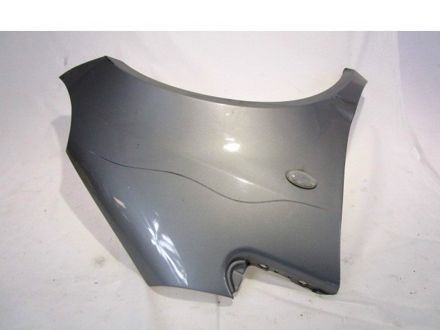 PANEL LATERAL DELANTERO OEM N. A1688800818 PIEZAS DE COCHES USADOS MERCEDES CLASSE A W168 5P V168 3P 168.031 168.131 (1997 - 2000) BENZINA DESPLAZAMIENTO 14 ANOS 1999