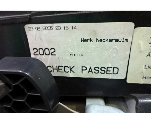 GUANTERA OEM N. 4F1857035 PIEZAS DE COCHES USADOS AUDI A6 C6 4F2 4FH 4F5 BER/SW/ALLROAD (07/2004 - 10/2008) DIESEL DESPLAZAMIENTO 30 ANOS 2005