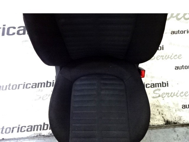 ASIENTO DELANTERO DERECHO OEM N. 18897 SEDILE ANTERIORE DESTRO TESSUTO PIEZAS DE COCHES USADOS FIAT GRANDE PUNTO 199 (2005 - 2012) BENZINA DESPLAZAMIENTO 12 ANOS 2006