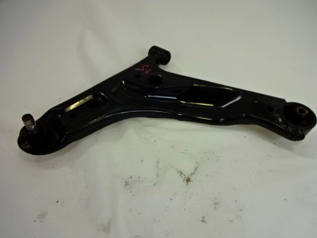 BRAZO TRANSVERSAL IZQUIERDA DELANTERO  OEM N. 545000X300 PIEZAS DE COCHES USADOS HYUNDAI I10 (2008 - 11/2010) BENZINA/GPL DESPLAZAMIENTO 12 ANOS 2010