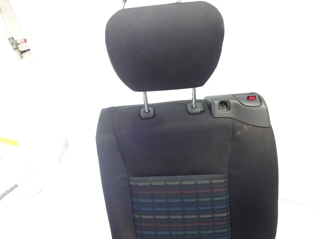 RESPALDO DEL ASIENTO TRASERO OEM N. 18264 SCHIENALE SDOPPIATO POSTERIORE TESSUTO PIEZAS DE COCHES USADOS MERCEDES CLASSE A W169 5P C169 3P (2004 - 04/2008) DIESEL DESPLAZAMIENTO 20 ANOS 2006