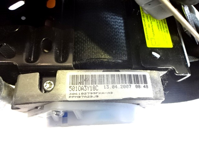 KIT AIRBAG COMPLETA OEM N. 19832 KIT AIRBAG COMPLETO PIEZAS DE COCHES USADOS TOYOTA AVENSIS BER/SW (2003 - 2008)DIESEL DESPLAZAMIENTO 20 ANOS 2007