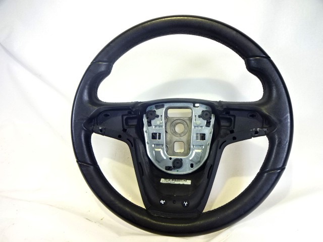 VOLANTE OEM N. 13351029 PIEZAS DE COCHES USADOS OPEL ASTRA J 5P/3P/SW (2009 - 2015) DIESEL DESPLAZAMIENTO 20 ANOS 2014