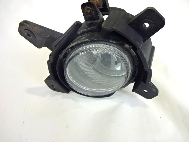 FARO ANTINIEBLA DERECHO OEM N. 9220207600 PIEZAS DE COCHES USADOS KIA PICANTO (2008 - 2011) BENZINA/GPL DESPLAZAMIENTO 11 ANOS 2010