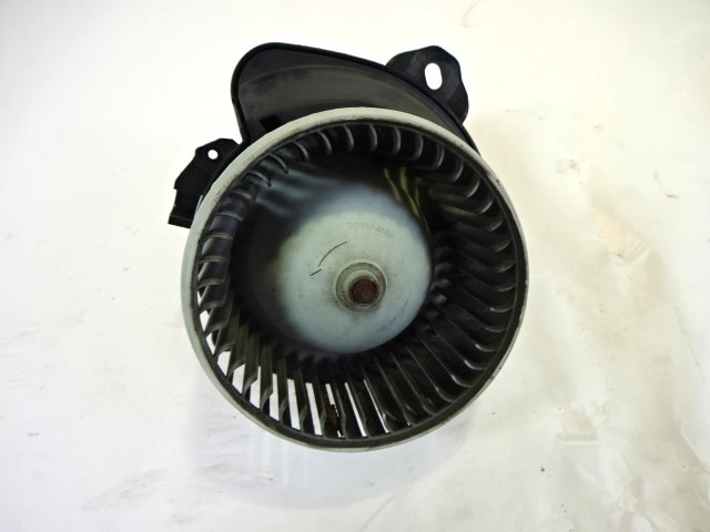 VENTILADOR OEM N. 13335075 PIEZAS DE COCHES USADOS OPEL CORSA D (2006 - 2011) BENZINA DESPLAZAMIENTO 12 ANOS 2007