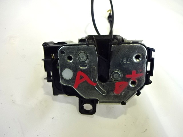 BLOQUEO CENTRAL DE LA PUERTA DELANTERA DERECHA OEM N. 51826966 PIEZAS DE COCHES USADOS FIAT PANDA 169 (2003 - 08/2009) BENZINA/METANO DESPLAZAMIENTO 12 ANOS 2008