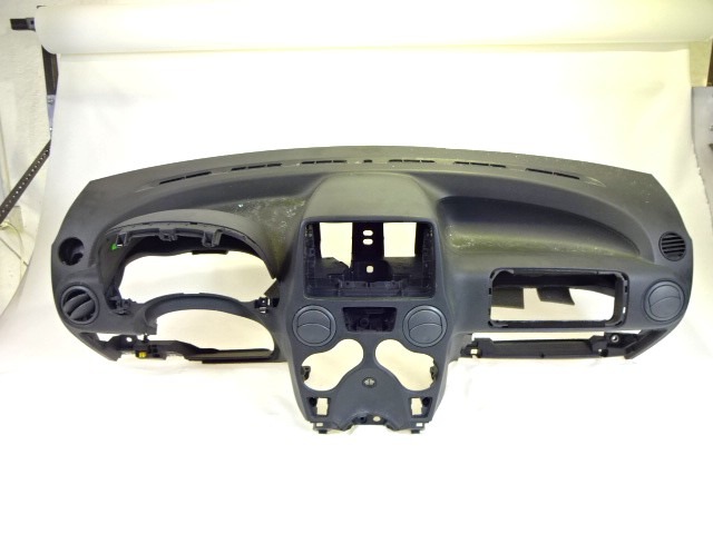 SALPICADERO OEM N. 735419103 PIEZAS DE COCHES USADOS FIAT PANDA 169 (2003 - 08/2009) BENZINA/METANO DESPLAZAMIENTO 12 ANOS 2008