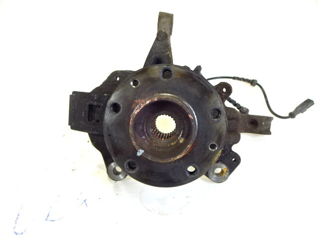 SOPORTE GIRATORIO DERECHO / CUBO DE RUEDA CON APOYO, DELANTERO OEM N. 400147163R 402020009R PIEZAS DE COCHES USADOS RENAULT MEGANE MK3 BER/SPORTOUR/ESTATE (2009 - 2015) DIESEL DESPLAZAMIENTO 15 ANOS 2010