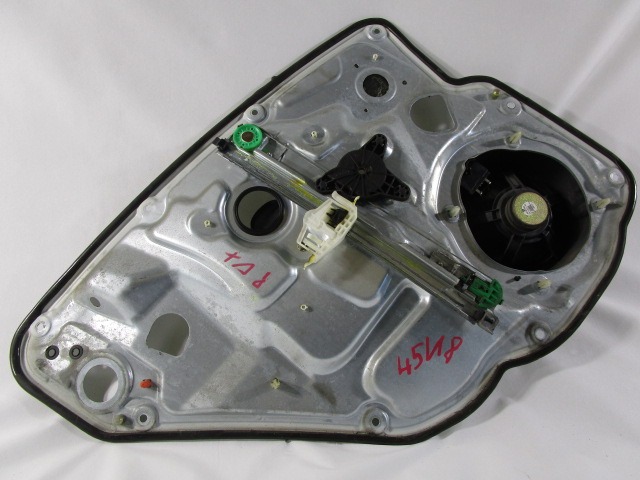 MECANISMO DE LA VENTANA DE LA PUERTA TRASERA. OEM N. 467813520 PIEZAS DE COCHES USADOS FIAT STILO 192 BER/SW (2001 - 2004) DIESEL DESPLAZAMIENTO 19 ANOS 2004