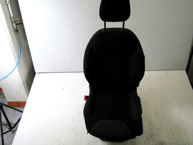 ASIENTO DELANTERO IZQUIERDA OEM N. 32028 124 SEDILE ANTERIORE SINISTRO TESSUTO PIEZAS DE COCHES USADOS CITROEN C3 MK2 SC (2009 - 2016) BENZINA DESPLAZAMIENTO 14 ANOS 2011