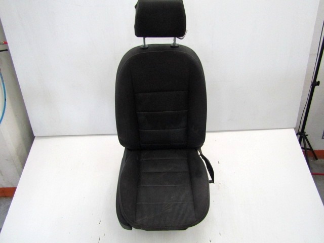 ASIENTO DELANTERO DERECHO OEM N. 18519 SEDILE ANTERIORE DESTRO TESSUTO PIEZAS DE COCHES USADOS FORD FOCUS BER/SW (2005 - 2008) DIESEL DESPLAZAMIENTO 16 ANOS 2008