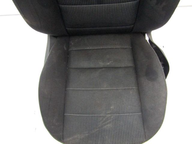 ASIENTO DELANTERO DERECHO OEM N. 18519 SEDILE ANTERIORE DESTRO TESSUTO PIEZAS DE COCHES USADOS FORD FOCUS BER/SW (2005 - 2008) DIESEL DESPLAZAMIENTO 16 ANOS 2008