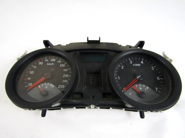 CUADRO DE INSTRUMENTOS OEM N. 8200306535 PIEZAS DE COCHES USADOS RENAULT MEGANE BER/GRANDTOUR  (10/2002 - 02/2006) DIESEL DESPLAZAMIENTO 15 ANOS 2003